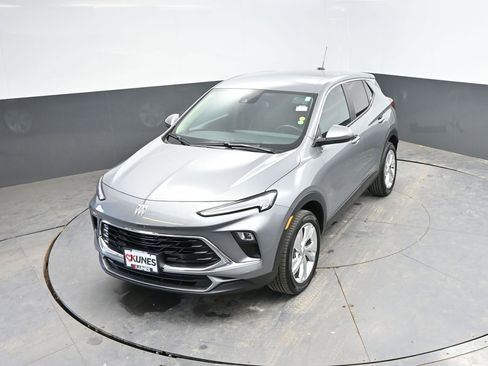 Used 2025 Buick Encore GX Preferred image 24