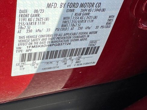 Used 2023 Ford Explorer XLT w/ Equipment Group 202A AWD/4WD image 25