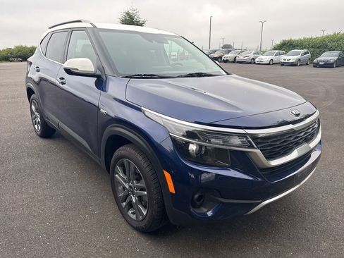 Used 2021 Kia Seltos S AWD/4WD image 7
