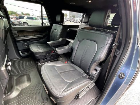 Used 2018 Ford Expedition Max Limited w/ Equipment Group 301A AWD/4WD image 26
