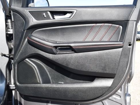 Certified 2024 Ford Edge ST-Line AWD/4WD image 33