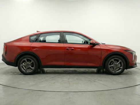 Used 2025 Kia K4 FWD image 11