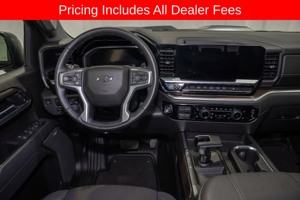 Used 2025 Chevrolet Silverado 1500 LT Trail Boss w/ Convenience Package II AWD/4WD image 7