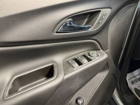 Used 2023 Chevrolet Equinox LT image 14