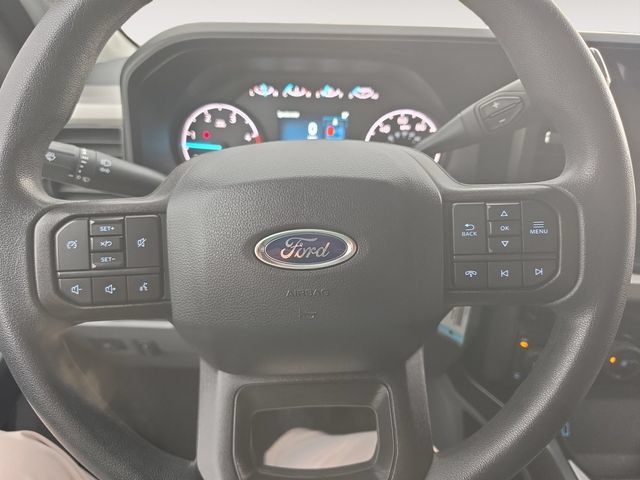 Used 2023 Ford F350 XLT AWD/4WD image 13