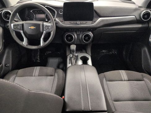 Used 2024 Chevrolet Blazer LT w/ Convenience Package AWD/4WD image 4