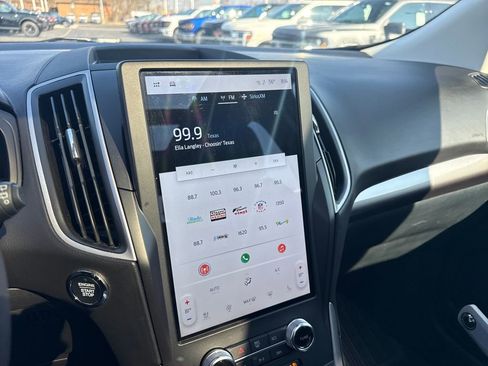 Used 2024 Ford Edge SEL w/ Convenience Package image 38