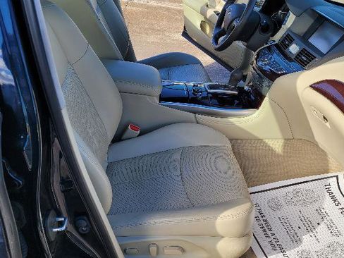 Used 2015 INFINITI Q70 3.7 w/ Technology Package image 11