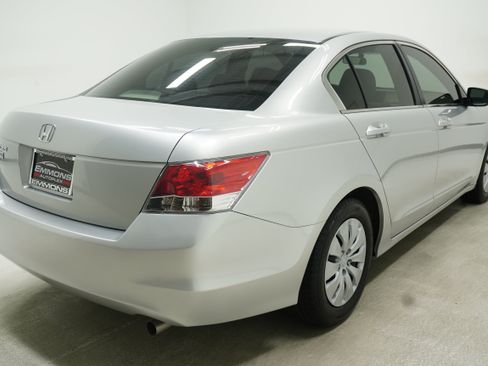 Used 2009 Honda Accord LX image 4