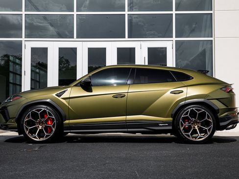 Used 2024 Lamborghini Urus Performante AWD/4WD image 14