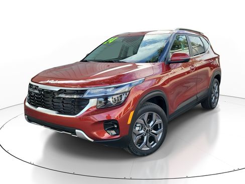 Used 2024 Kia Seltos S FWD image 3
