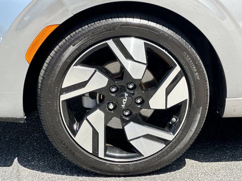 Certified 2023 Kia Soul GT-Line w/ GT-Line Technology Package FWD image 36