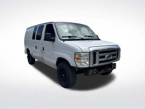 Used 2008 Ford E-250 and Econoline 250 RWD image 2