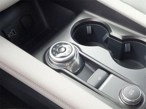 New 2026 Ford Explorer Active w/ Active Comfort Package image 24