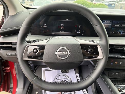 Certified 2025 Nissan Murano SV FWD image 13