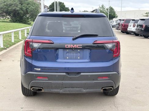 Used 2023 GMC Acadia SLE w/ Driver Convenience Package FWD image 5
