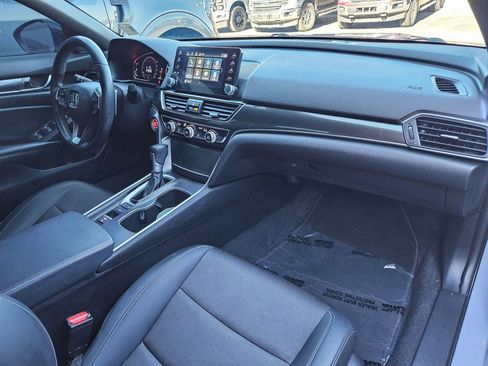 Used 2022 Honda Accord Sport image 29