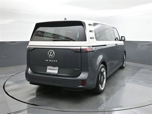 New 2025 Volkswagen ID. Buzz Pro S Plus image 11