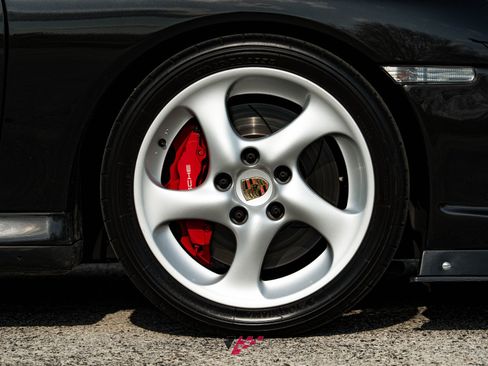 Used 2001 Porsche 911 Turbo AWD/4WD image 34