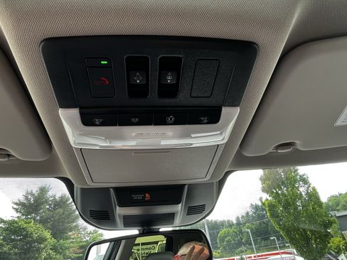 New 2026 Nissan Rogue Platinum AWD/4WD image 28