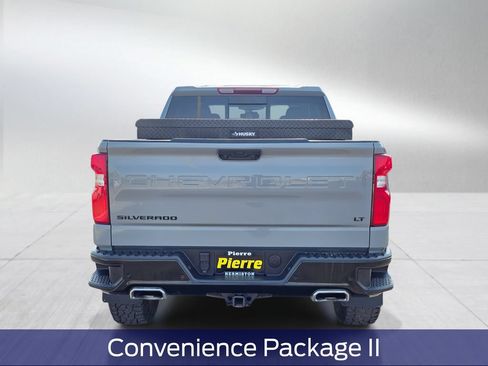 Used 2024 Chevrolet Silverado 1500 LT Trail Boss w/ LT Trail Boss Premium Package AWD/4WD image 5