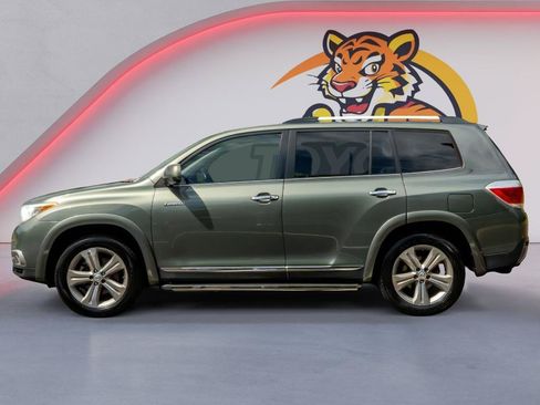 Used 2012 Toyota Highlander Limited w/ Tow Pkg FWD image 8