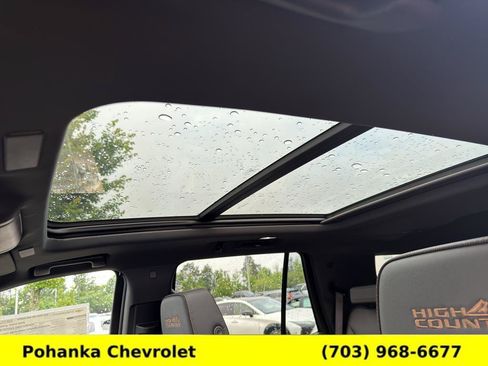 New 2026 Chevrolet Tahoe High Country w/ Sun And Tow Package AWD/4WD image 23