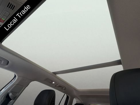 Used 2022 Volkswagen Tiguan SE FWD image 46
