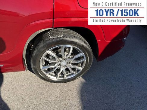 Used 2023 GMC Terrain Denali w/ Denali Premium Package image 9