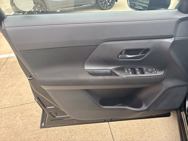 Used 2026 Nissan Kicks S FWD image 19