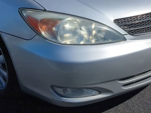 Used 2004 Toyota Camry XLE image 11