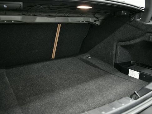 Used 2018 BMW M3 RWD image 18