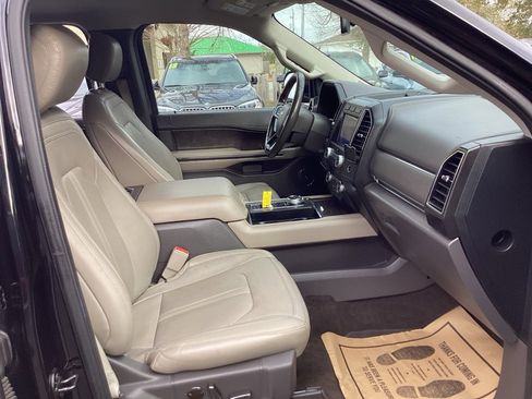 Used 2020 Ford Expedition Limited image 10