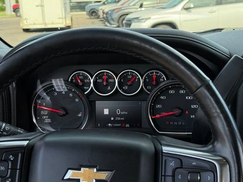Used 2020 Chevrolet Silverado 1500 LTZ w/ LTZ Premium Package AWD/4WD image 9