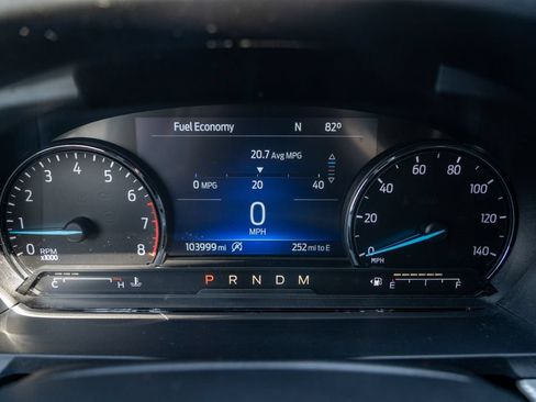 Used 2020 Ford Explorer XLT w/ Equipment Group 202A AWD/4WD image 22