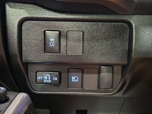 Used 2022 Toyota Tacoma SR5 RWD image 41