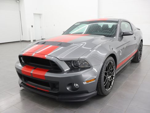 Used 2013 Ford Mustang Shelby GT500 RWD image 7