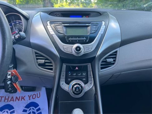 Used 2013 Hyundai Elantra GLS w/ Preferred Pkg FWD image 13