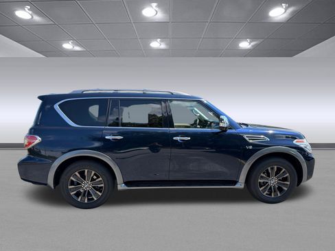 Used 2017 Nissan Armada Platinum w/ Captain Seat Package RWD image 4