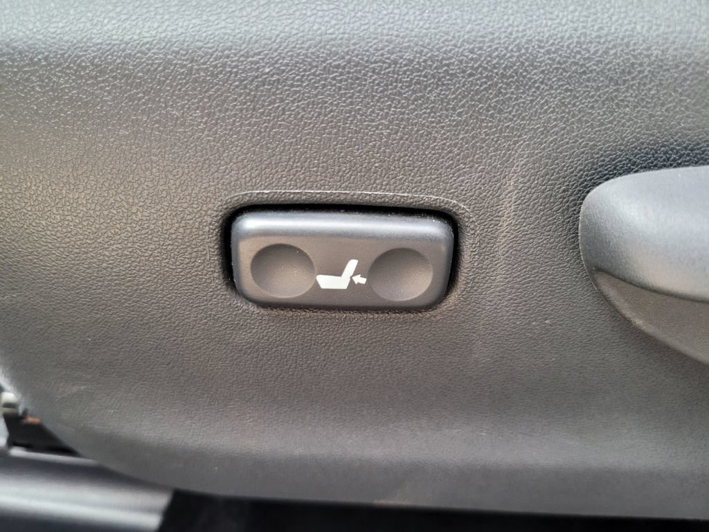 Used 2013 Toyota Prius V Five FWD image 20