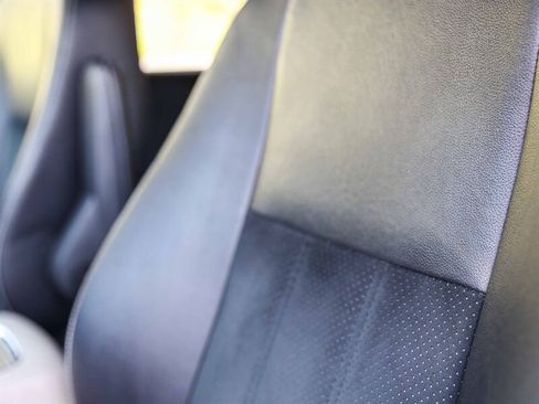 Used 2018 Dodge Grand Caravan SXT FWD image 33