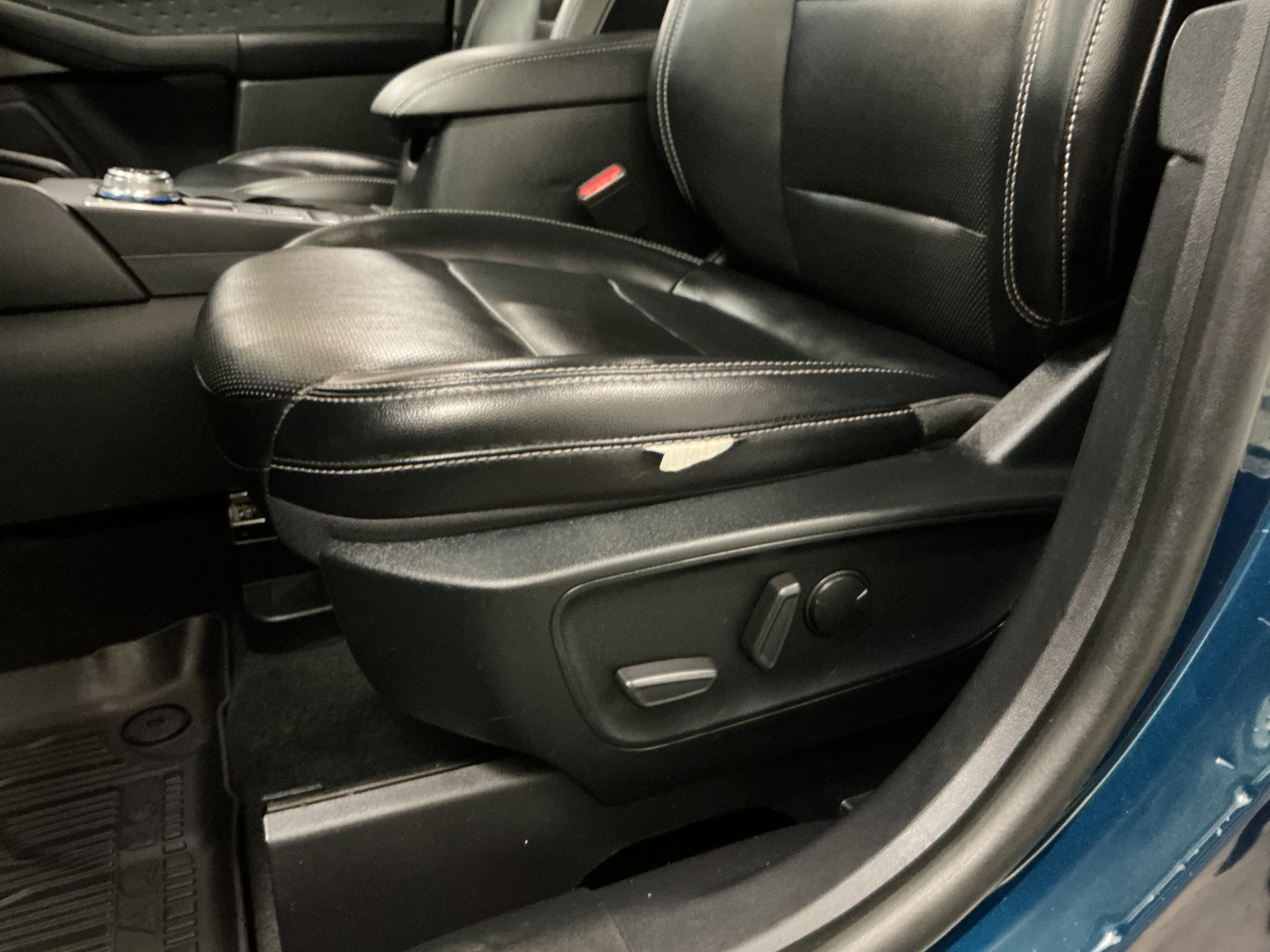 Used 2020 Ford Escape SEL AWD/4WD image 16