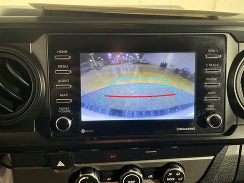 Used 2022 Toyota Tacoma SR image 19