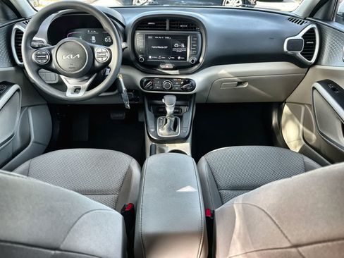 Used 2024 Kia Soul LX w/ Option Group 015 FWD image 20