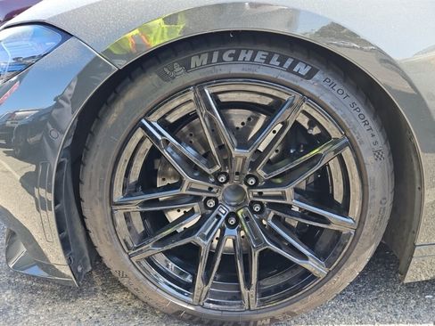 Used 2021 BMW M4 Competition w/ Executive Package RWD image 7