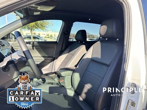 Used 2020 Volkswagen Tiguan SE R-Line image 13