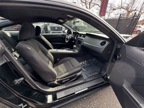 Used 2011 Ford Mustang GT w/ Security Pkg image 16