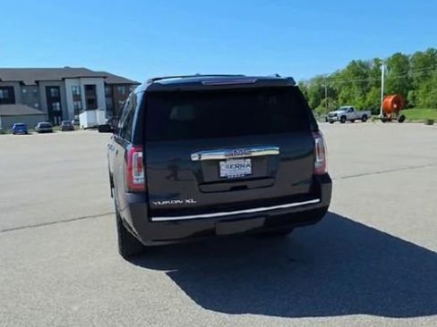 Used 2015 GMC Yukon XL Denali w/ Open Road Package AWD/4WD image 6