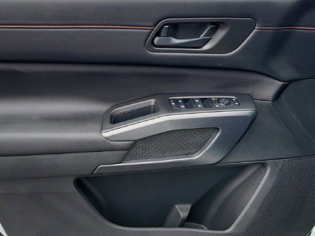 New 2026 Nissan Pathfinder Rock Creek AWD/4WD image 9