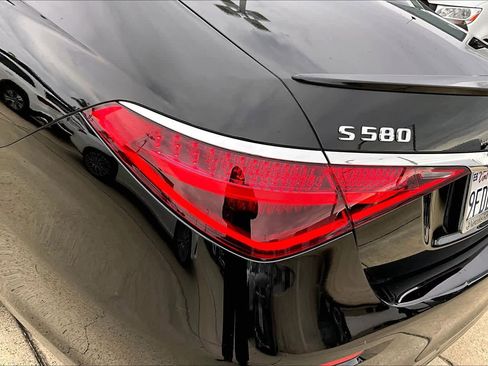 Used 2023 Mercedes-Benz S 580 4MATIC Sedan image 28